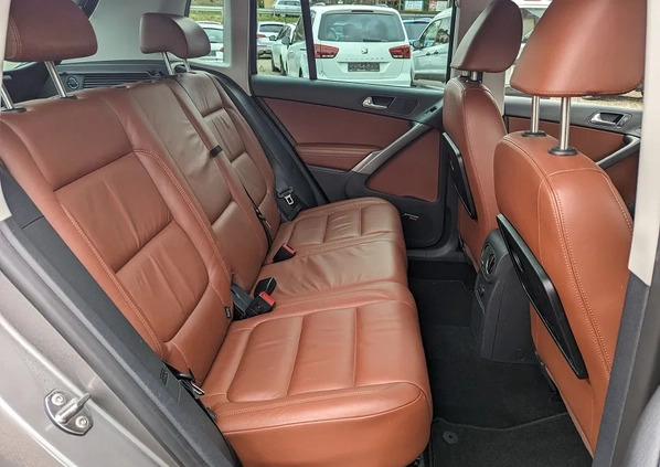 Volkswagen Tiguan cena 34999 przebieg: 230000, rok produkcji 2008 z Sieniawa małe 497